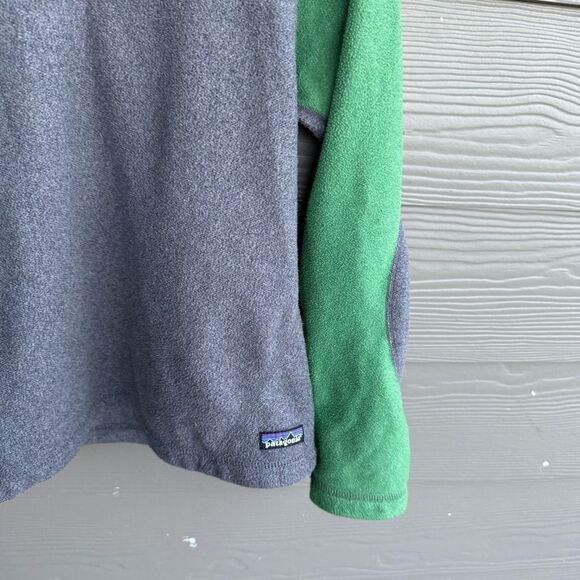 Patagonia Green and Gray Crew Neck Sweater - Picture 3 of 7